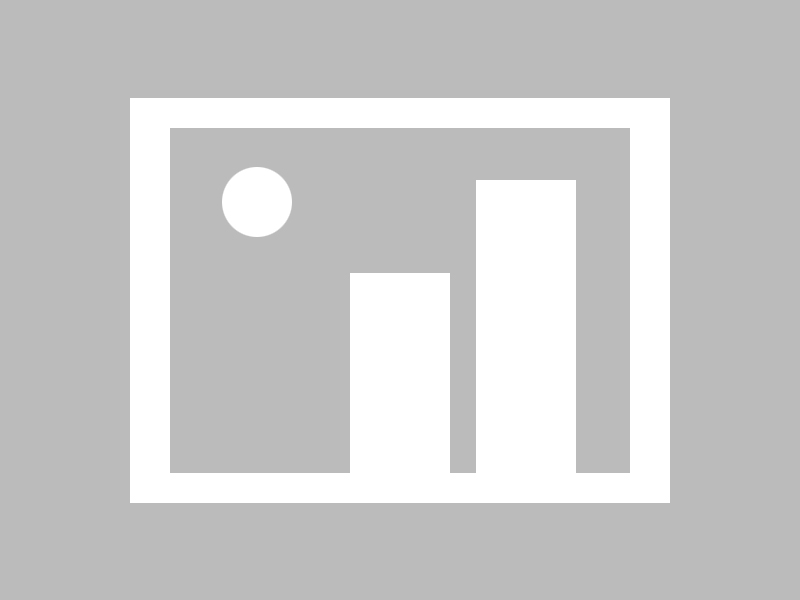 爱游戏品牌互动-巨星对决：梅西、C罗在赛场上的巅峰之战，c罗梅西对战比赛视频